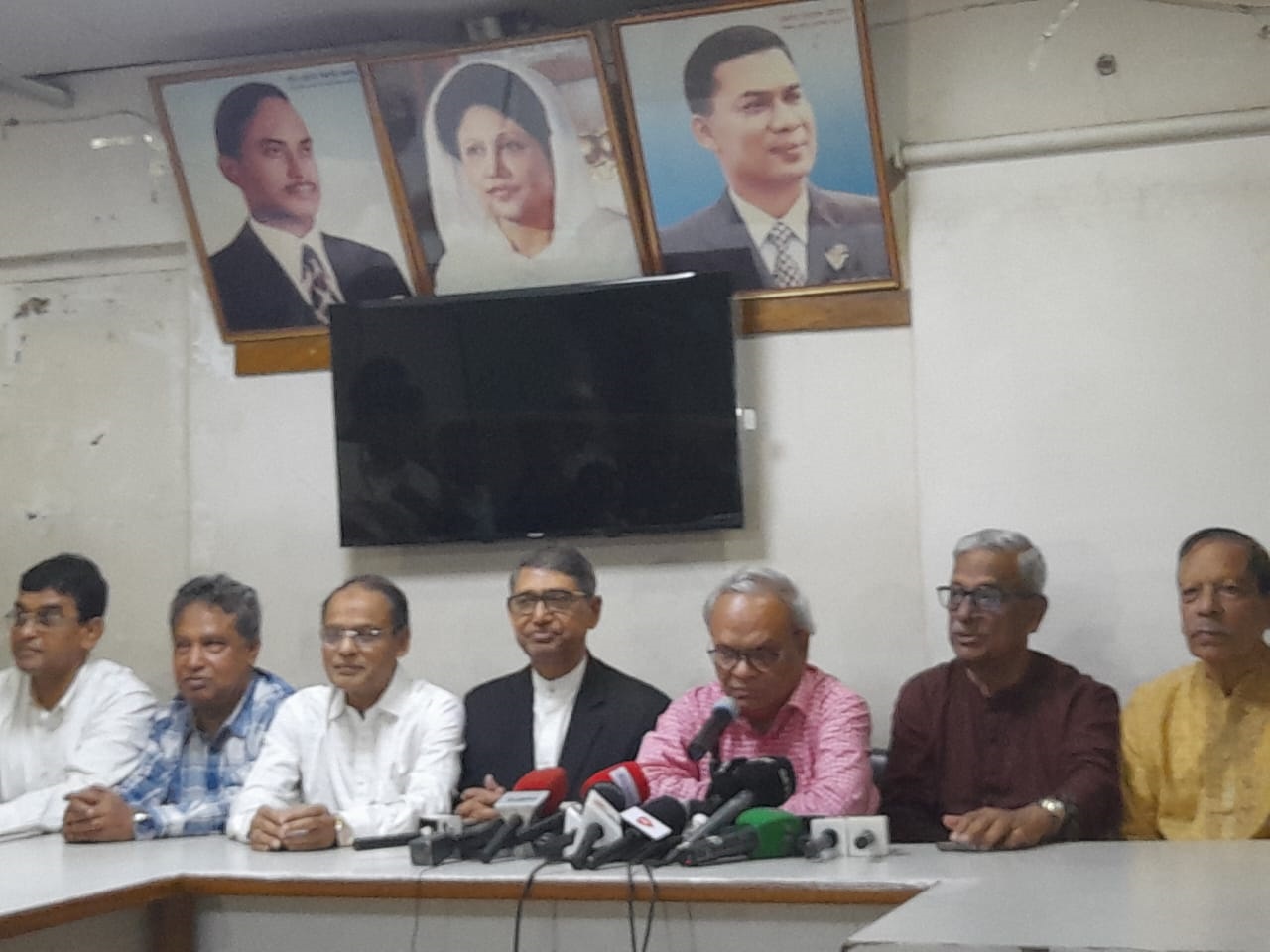 ওবায়দুল কাদের স্মৃতিভ্রংশ রোগে ভুগছেন : রিজভী