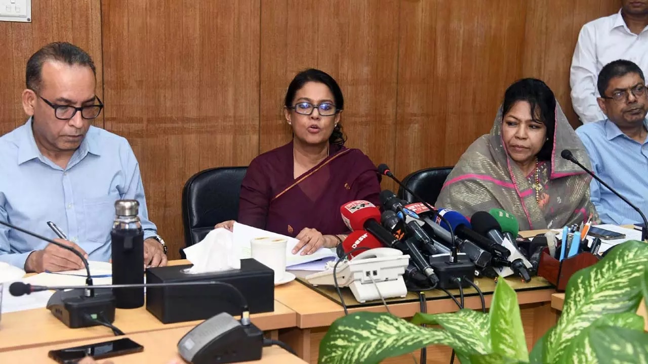 সেন্টমার্টিনে পর্যটকের সংখ্যা সীমিত করা হবে: রিজওয়ানা হাসান