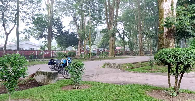 থমথমে রাবি ক্যাম্পাসে নেই রাকসুর প্রচারণাও