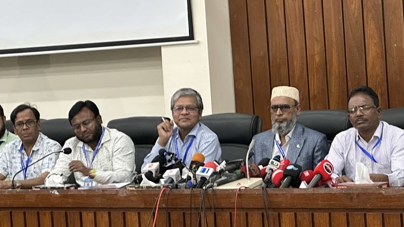 'শান্তিপূর্ণ ও গ্রহণযোগ্য নির্বাচন উপহার দেওয়া হবে'