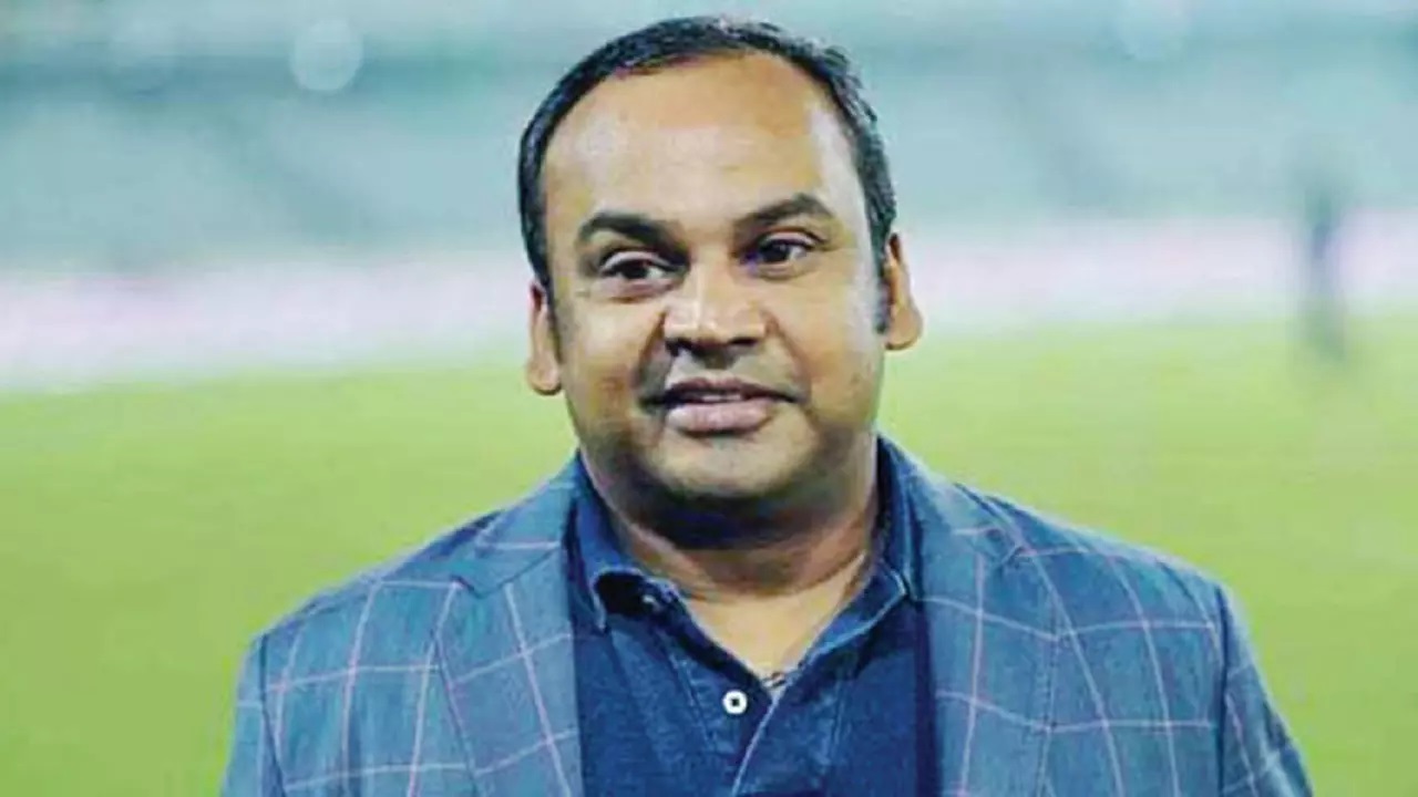 বিসিবি থেকে পদত্যাগ করলেন নাঈমুর রহমান দুর্জয়