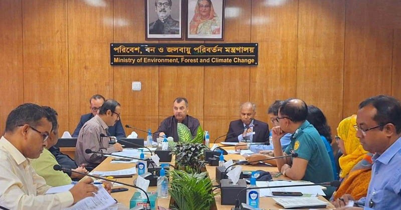 বায়ুদূষণ রোধে ২০ বছরের অধিক বয়সী বাস প্রত্যাহারের নির্দেশ
