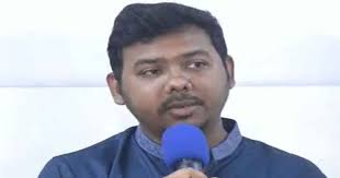 ১৬ বছরে ভোটার ও ২৩ বছরে প্রার্থী হওয়ার প্রস্তাব রাখবে এনসিপি