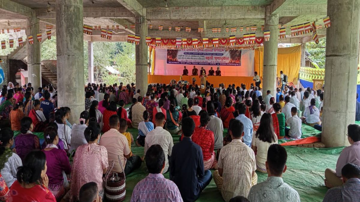 খাগড়াছড়িতে প্রবারণা পূর্ণিমা উদযাপন, কাল থেকে চীবর দানোৎসব