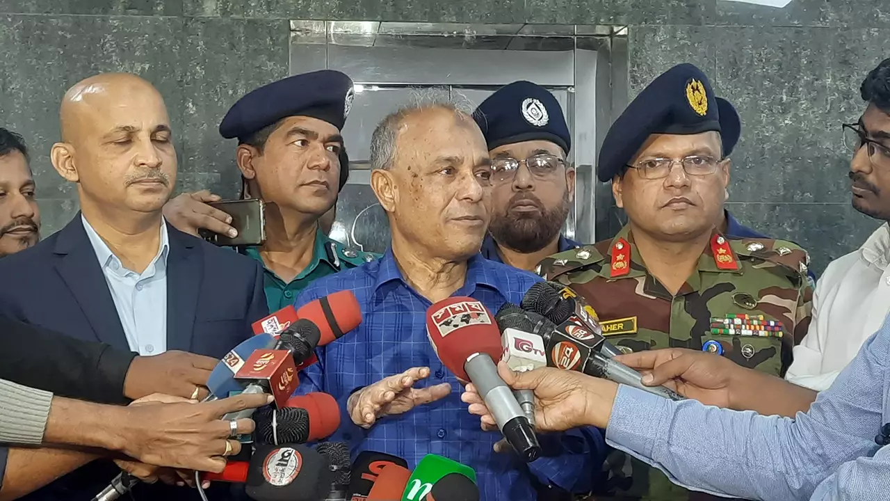 জাতীয় নির্বাচনে ৮০ হাজার সেনাসদস্য মোতায়েন করা হবে: স্বরাষ্ট্র উপদেষ্টা