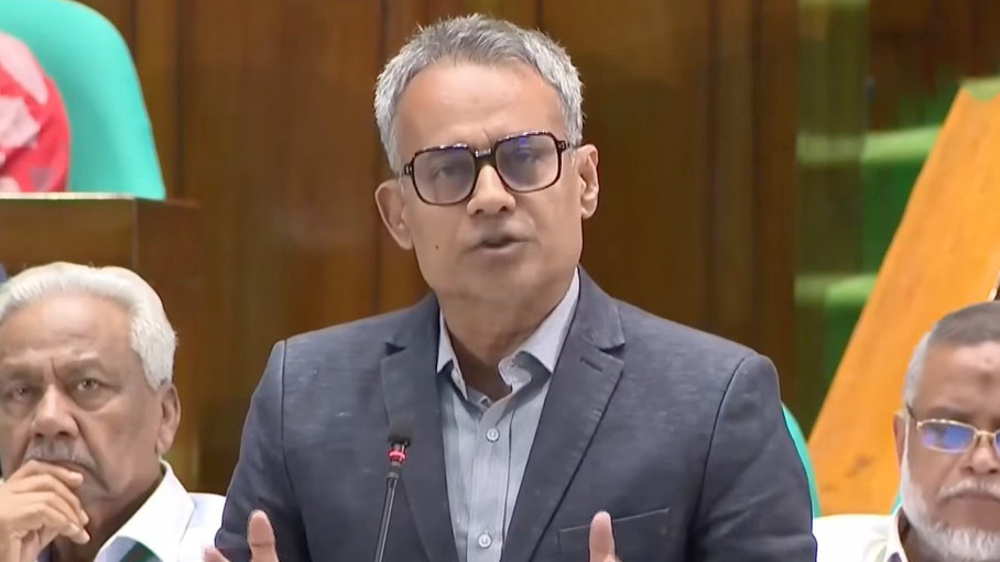 ভারত থেকে ২০০ ব্রডগেজ কোচ আসবে: সংসদে রেলপথমন্ত্রী