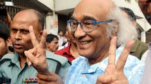 খালাস পেলেন সাংবাদিক শফিক রেহমান