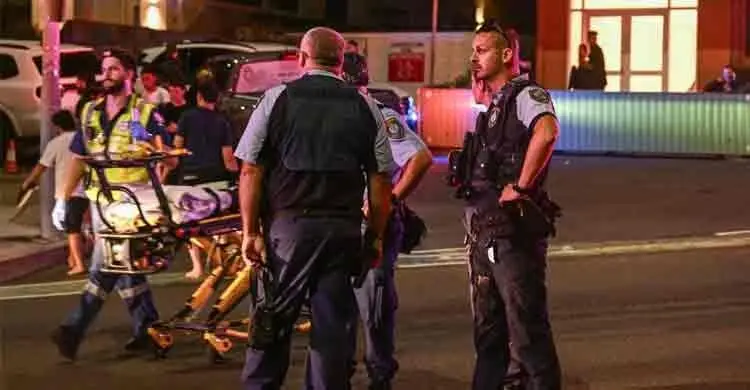 সিডনির সমুদ্র সৈকতে বন্দুকধারীর গুলিতে নিহত ১০