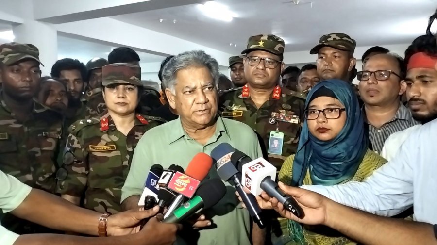 বিজেএমসির সমস্যা সমাধানে বস্ত্র ও পাট উপদেষ্টার আশ্বাস