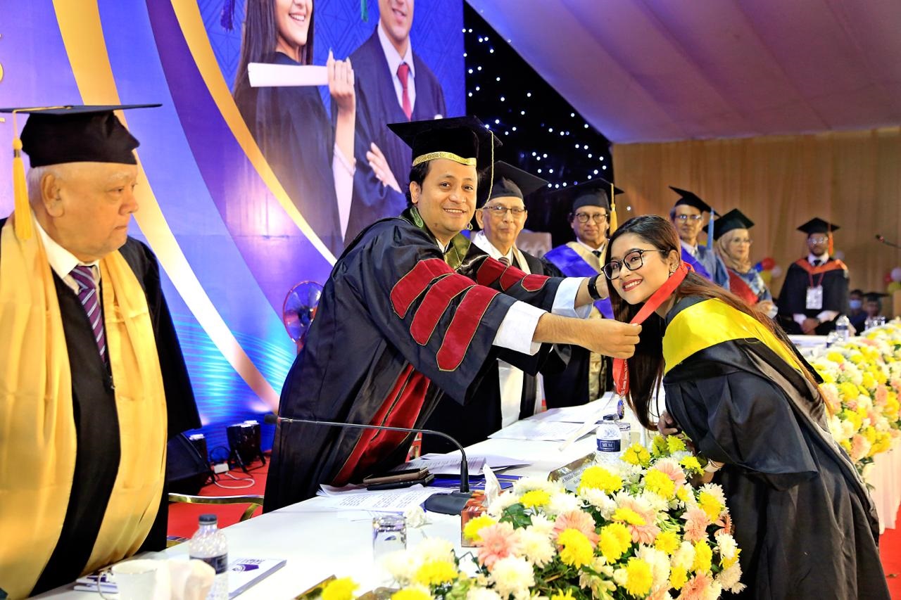 ‘বেসরকারি বিশ্ববিদ্যালয়কে পিএইচডি ডিগ্রির অনুমতি দেয়ার সময় এসেছে’