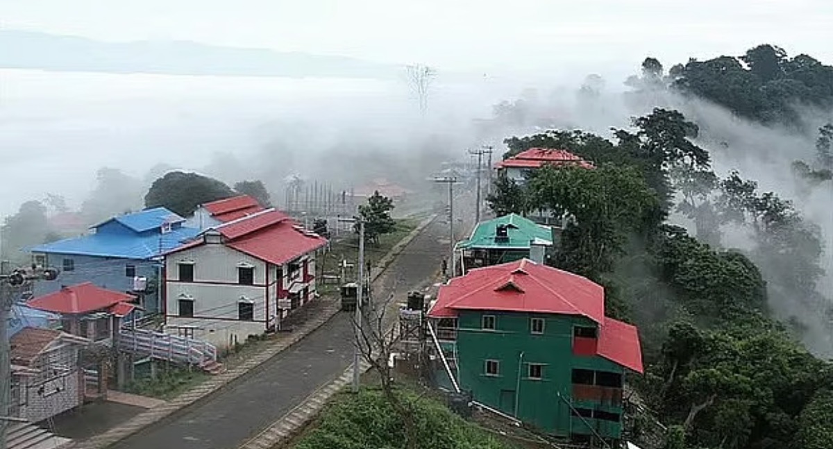 সাজেকে ভ্রমণে নিষেধাজ্ঞা তুলে নিল জেলা প্রশাসন