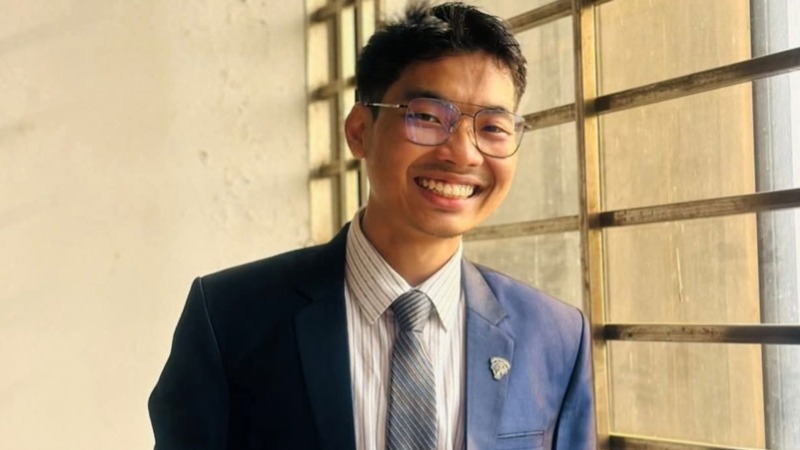 সমালোচনার মুখে ডাকসু থেকে পদত্যাগের ঘোষণা সর্বমিত্র চাকমার