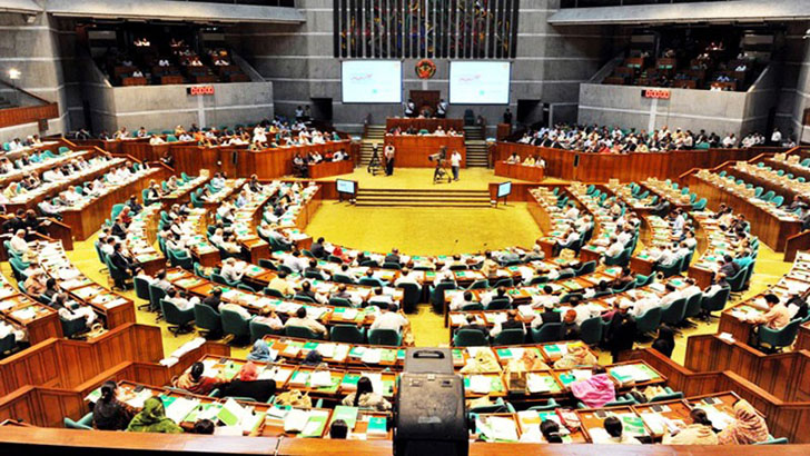 সরকারি চাকরির বয়সসীমা ৩২ করে সংসদে বিল পাস