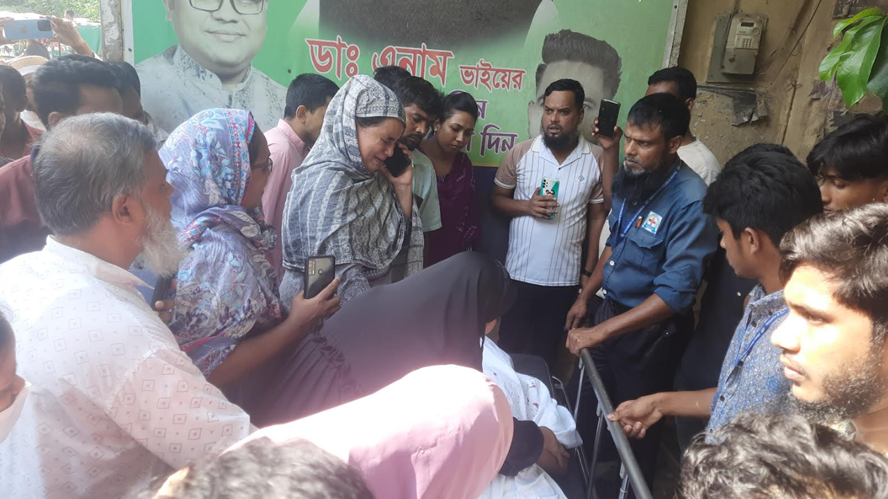 সাভারে পুলিশ-ছাত্রলীগের সঙ্গে সংঘর্ষে বিশ্ববিদ্যালয় ছাত্র নিহত
