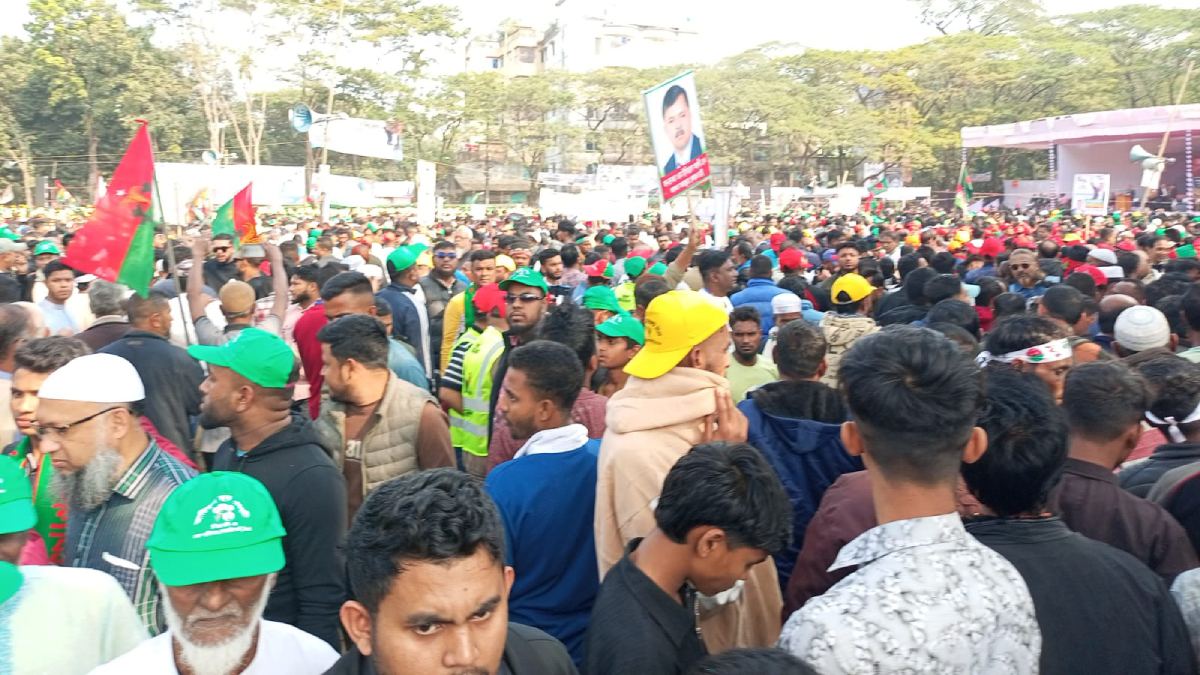 সিলেটে বিএনপির সমাবেশ শুরু, নেতাকর্মীদের বাঁধভাঙা জোয়ার