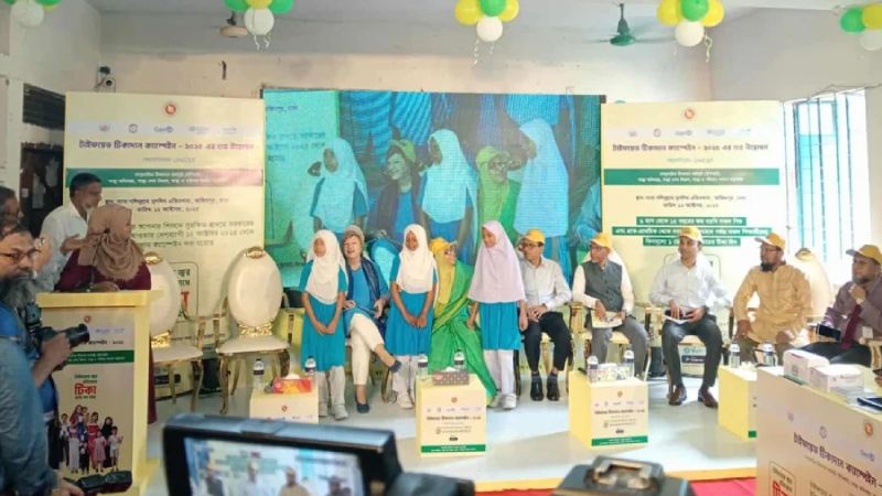 প্রথমবারের মতো  টাইফয়েড টিকাদান শুরু, পাবে ৫ কোটি শিশু