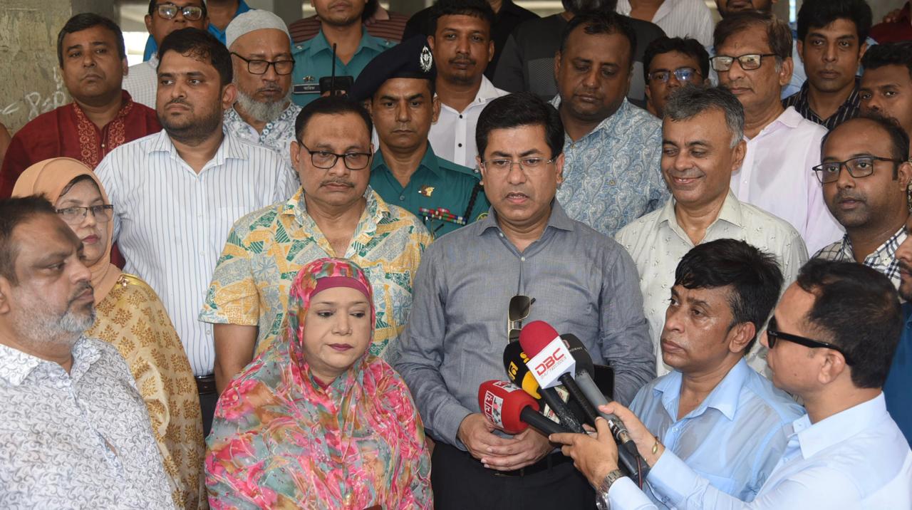 ডেঙ্গু নিয়ন্ত্রণে অংশীজনেরা দায়িত্ব পালন করছে না : তাপস