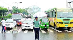 ঢাকায় অবৈধ যানবাহনের বিরুদ্ধে অভিযান জোরদারের সিদ্ধান্ত