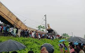 ভয়াবহ রেল দুর্ঘটনায় নিহত ৫