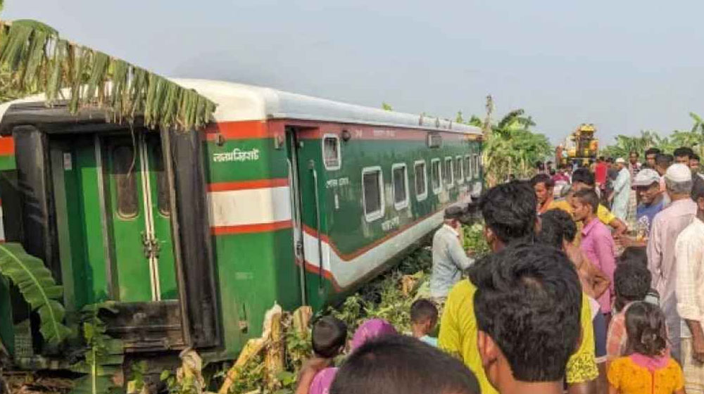 ঢাকার সঙ্গে উত্তরবঙ্গের রেল যোগাযোগ স্বাভাবিক
