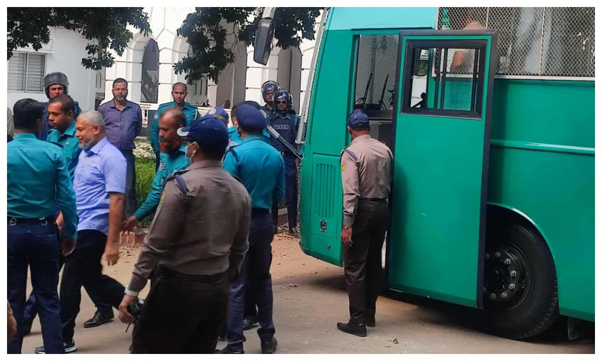 গুমের মামলায় ট্রাইব্যুনালে ১০ সেনা কর্মকর্তা