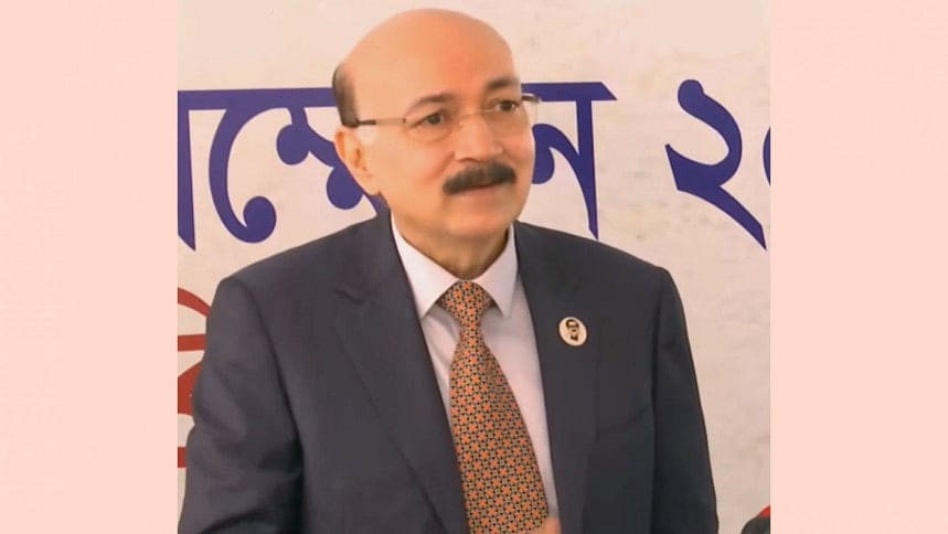 কোনো আঘাত আসলে চুপ করে থাকব না : তারিক আহমেদ