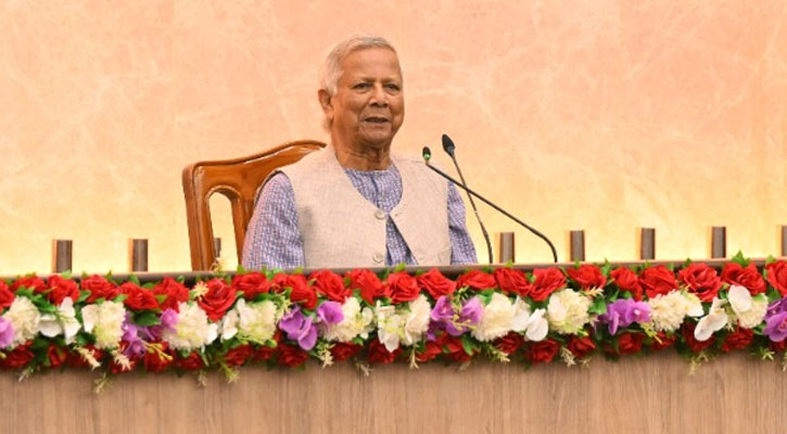 কারো ধমকে কোনো কাজ করার প্রয়োজন নেই: প্রধান উপদেষ্টা